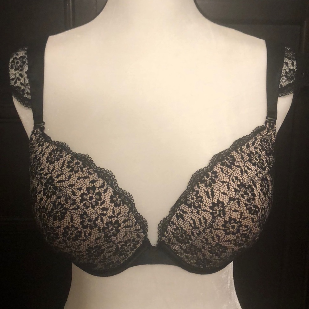 Victoria’s Secret push up bra lace black 34DD